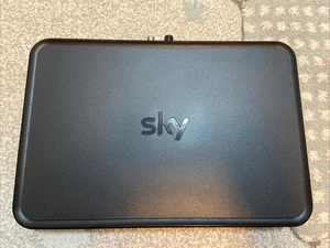 Sky Q Humax ESD 160S Ricevitore SAT + 1 TB Hard Disk Toshiba - Foto 1 di 5