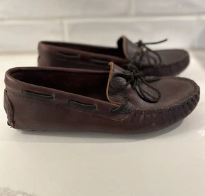 Minnetonka Driver Loafer Damenschuhe 9 M braun Leder Mokassinnaht 360 Schnürung adrett - Bild 1 von 14