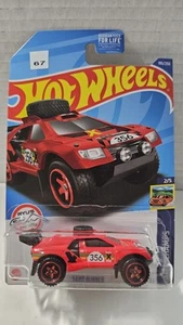 Hot Wheels Rally Champs bruciatore a sabbia 2/5 auto pressofuso 1:64 - Foto 1 di 3