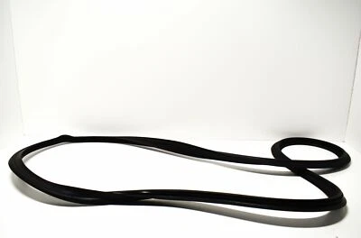 Volkswagen CC 2012-2017 Rear Trunk Lid Seal - Black 3C8827705B5AP NO🇺🇸DUTIES - Image 1 of 4