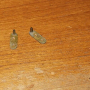 35mm long STRUT HOOKS PAIR parts BRASS for VINTAGE CAMERA fits side of front - Picture 1 of 3