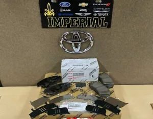 Toyota Camry 2018-2021 genuino fabricante de equipos originales pastillas de freno delanteras con kit de cuña 044650e060 - Imagen 1 de 7