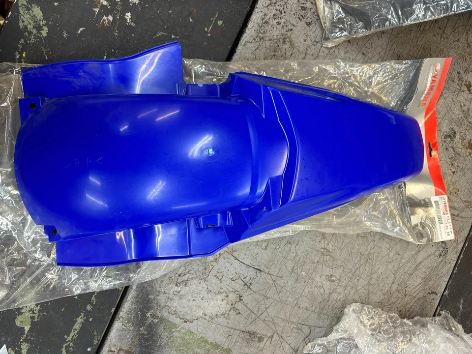 Guardabarros trasero Yamaha genuino nuevo yz250 yz450 03 - 05 pn 5xd-21610-00 RW6692 Foto 1 de 2