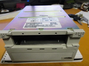 Disque nu Quantum HVD SCSI SDLT 220 SDLT220 TR-S13XB-EG 6310206-47 pour bibliothèque - Photo 1/1