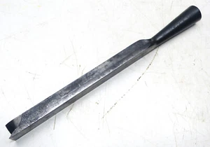 Vintage Oak Leaf ⅞” Socket Corner Chisel INV17372 - Picture 1 of 5