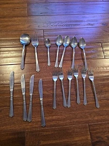 Vintage Orleans Silber Edelstahl Besteck 17 Teile Gabeln Löffel Messer Japan - Bild 1 von 6