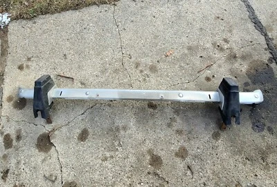 MONTAJE PARACHOQUES TRASERO OE MOPAR PLYMOUTH 1970-74 PLYMOUTH CUDA BARRACUDA Foto 1 de 4