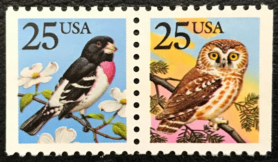 1988 Scott #2284-85 - 25¢ - OWL & GROSBEAK - Attached Booklet Pair - Mint NH - Image 1 of 1