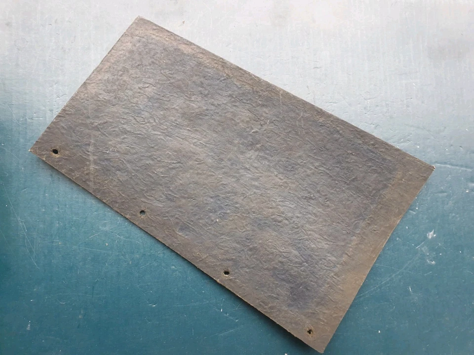 Rover P6B 3500/3500S '70 on Protection Flap for Wiper Motor, Part No. 370602 — 第 1/1 张图片