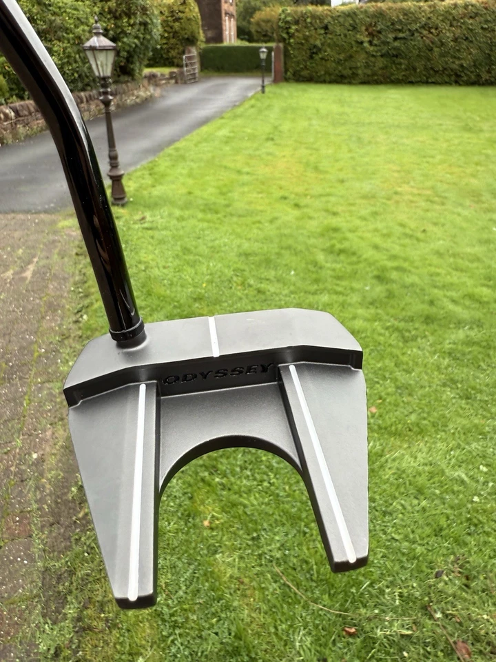 RARE TOUR ISSUE ODYSSEY 7 O WORKS PUTTER BLACK SHAFT WH INSERT TOUR I.D. 35 🚀🚀 - Image 1 of 4