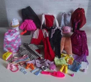 Barbie Outfit Clothes WITH Shoes + Accessories LOT 18 - Picture 1 of 16