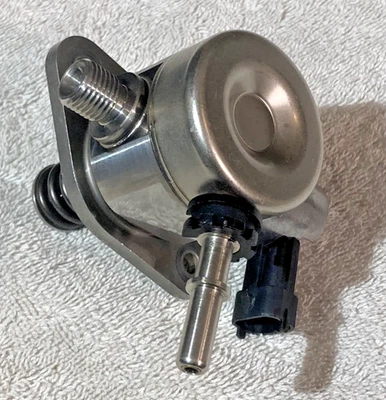 Conjunto de bomba de combustible de alta presión Kia Cadenza Sedona Sorento 2017-2021 3,3 L Foto 1 de 4