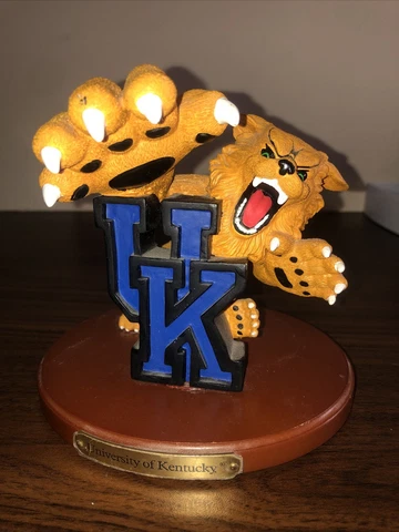 University of Kentucky Wildcat Statue Display Art Cat Plaque Cover