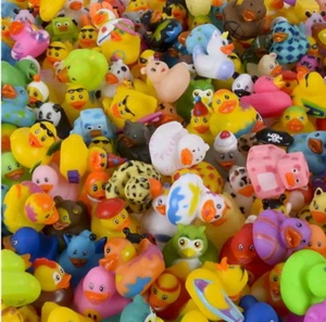 10 Goma Pato Pato Pato Baby Shower Fiesta de Cumpleaños Goma 2"" X 2"" A Granel Nuevo - Imagen 1 de 1