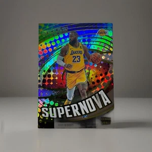 2023-24 Panini Revolution Lebron James Supernova Einsatz #5 Los Angeles Lakers - Bild 1 von 2