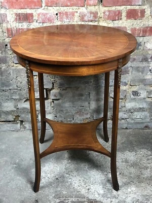 Table d'appoint / guéridon de style Louis XVI en placage de bois de rose ornée b - Photo 1/4