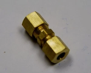 Brass Fittings 62B Brass Compression Union Tube OD Size 3/16" Quantity of 5 - Bild 1 von 1
