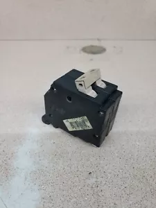 Eaton Cutler Hammer 30Amp 2 Pole Circuit Breaker CH230 Plastic Foot - Picture 1 of 4