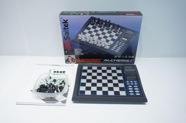 Saitek Garry Kasparov Coach Partner Electronic Chess Board