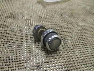 Buick Skylark GS 340 400 1967 Special Deluxe interruptor de desagüe de descongelación trasero Foto 1 de 4