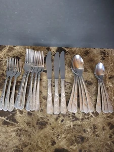 CAMBRIDGE Cubiertos de Acero Inoxidable FELICITY SAND Lote 21 Piezas Tenedor Cuchillo Cuchara - Imagen 1 de 17
