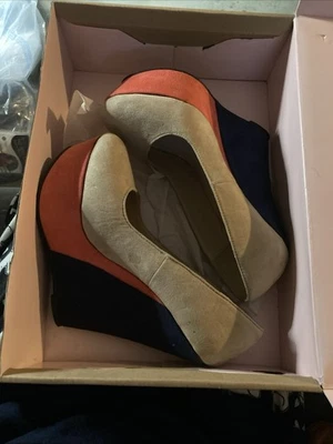Mujer Charlotte Russe Talla 8 Multicolor Gamuza Plataforma Tacones de Cuña Foto 1 de 4