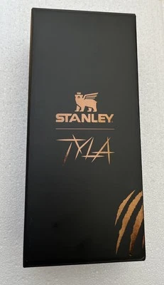 Stanley Cup TYLA BOX With DUST BAG for 40oz Cup Black Gold - Image 1 of 4