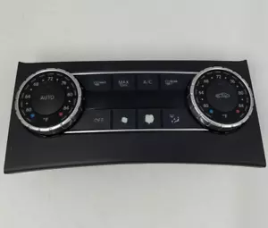 2013-2015 Mercedes-Benz C250 Climate Control AC Heater Unit OEM E03B56033 - Picture 1 of 10