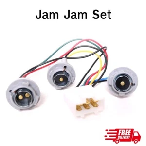 3-socket tail light wiring harness for Nissan D21 pickup truck 1986-1997 - Foto 1 di 4