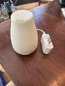Essential Oil Aroma Diffuse Aromatherapy LED Ultrasonic Humidifier Air Purifier - Picture 1 of 6