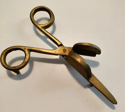 Vintage Brass Candle Wick Snuffer Scissors 6" Footed decor collectible - Image 1 of 4