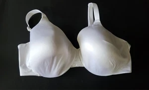 Bali One Smooth U Bra 42D  3W11 Underwire Lightly Lined Side Smoothing  - Picture 1 of 3