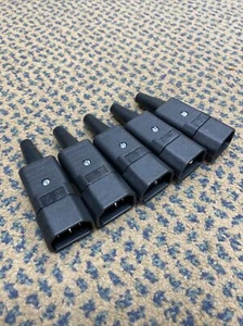5 Aus REWIRED IEC STECKER STECKER Steckverbinder Power Entry - VX86886 - Bild 1 von 4