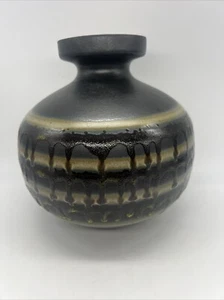 Vintage Haeger Art Pottery Vase Lava Drip Glaze Mid Century Modern - Picture 1 of 13