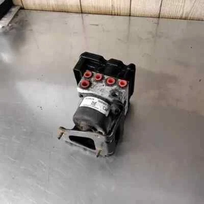 2005-2009 Chevy Uplander Montana Relay Terraza Abs Anti Lock Brake Pump Assembly - Image 1 of 4