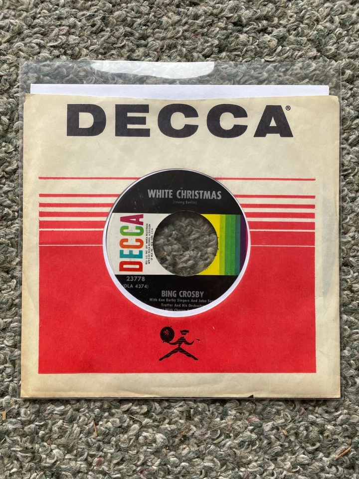 Bing Crosby ‎– White Christmas / God Rest Ye Merry Gentlemen Label: Decca ‎NM - Image 1 of 1