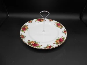 Plato de postre Royal Albert Old Country Roses con mango de 10 1/2 pulgadas - Imagen 1 de 3