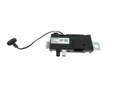 Amplificatore antenna deviatore per Opel Insignia A G09 09-13 13327068 - Immagine 1 di 4