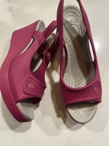 Crocs Havana Sandals Womens 9 Pink Wedge Slingback Open Toe Casual Comfort - Picture 1 of 6