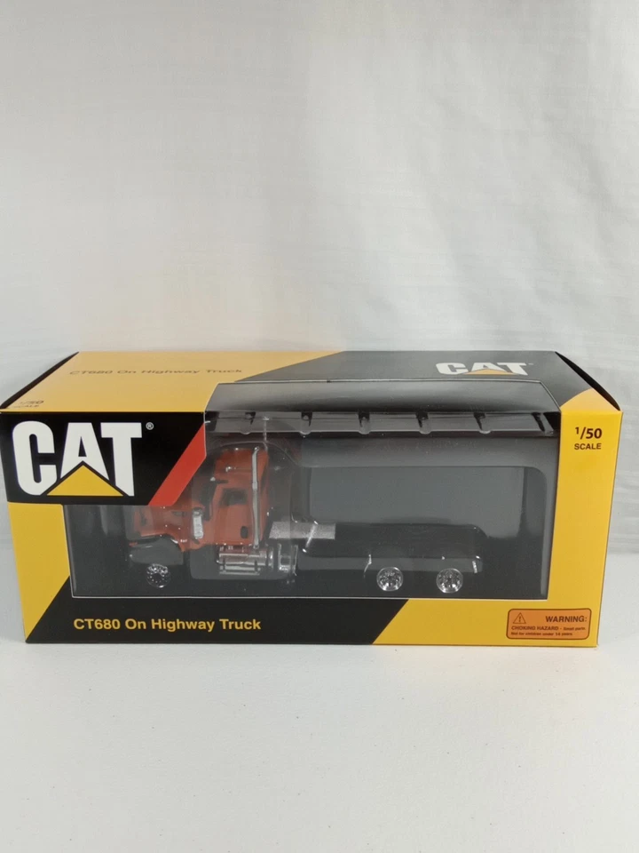 Camión Caterpillar CT680 6 X 4 - Camión de carretera naranja TR30003-05 MB Foto 1 de 3