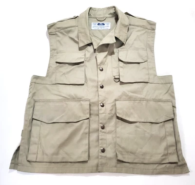 Tilley Endurables Different Drummer Travel Safari Utility Vest L/XL Canada Beige - Image 1 of 4