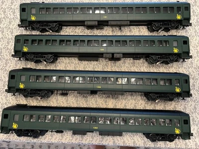 Weaver Gold Edition Pullman-Bradley Deluxe Coaches 4-Car Set 3-Rail CRRNJ - Image 1 of 4