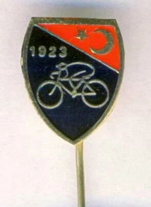 Antigua insignia PIN de la Federación Turca de Ciclismo TURQUÍA Türkiye  - Imagen 1 de 2