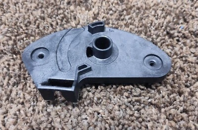 Оригинальный кронштейн для выпуска капота 2013–2017 Ford Fusion Lincoln MKZ - Изображение 1 из 2