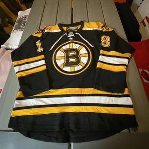 Boston Bruins Nathan Horton #18 Jersey Reebok CCM Authentic Fight Strap Size 52 - Picture 1 of 11