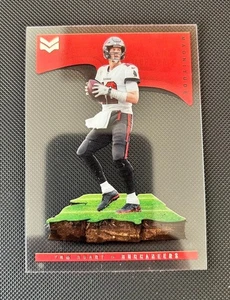 2021 Panini Chronicles Tom Brady Magnitude MAG-17 Tampa Bay Buccaneers - Bild 1 von 2