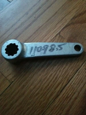 Brazo de husillo Arctic Cat LH Pantera Cross Country Cat 0110-985 de colección  Foto 1 de 4