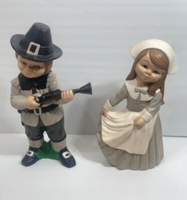 Estatuilla de Peregrino Bisque Cerámica Vintage Hombre Mujer ACCIÓN DE GRACIAS Otoño Alberta Molde Foto 1 de 4