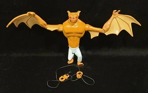Loose Complete - Man-Bat Action Figure 1993 Kenner Batman The Animated Series - Picture 1 of 2