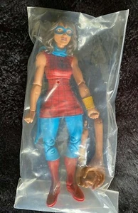 Kamala Kahn Ms. Marvel Action Figure Marvel Unlimited Exclusive w/ comics, etc - Picture 1 of 6